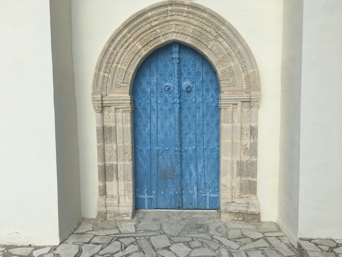 Blau weiße Tür 